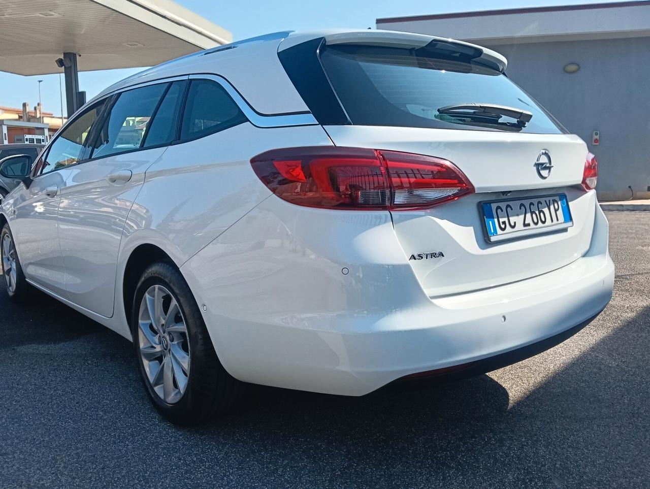 Opel Astra 1.5 CDTI 122 CV S&S Sports Tourer Business Elegance Aziendale