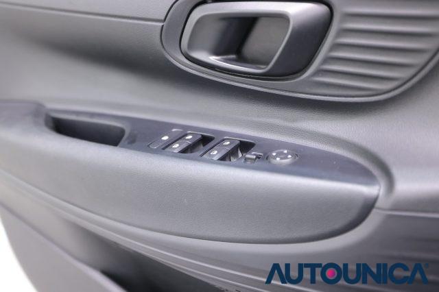 HYUNDAI i20 1.2 84CV 5 PORTE CONNECTLINE FARI LED NEOPATENTATI