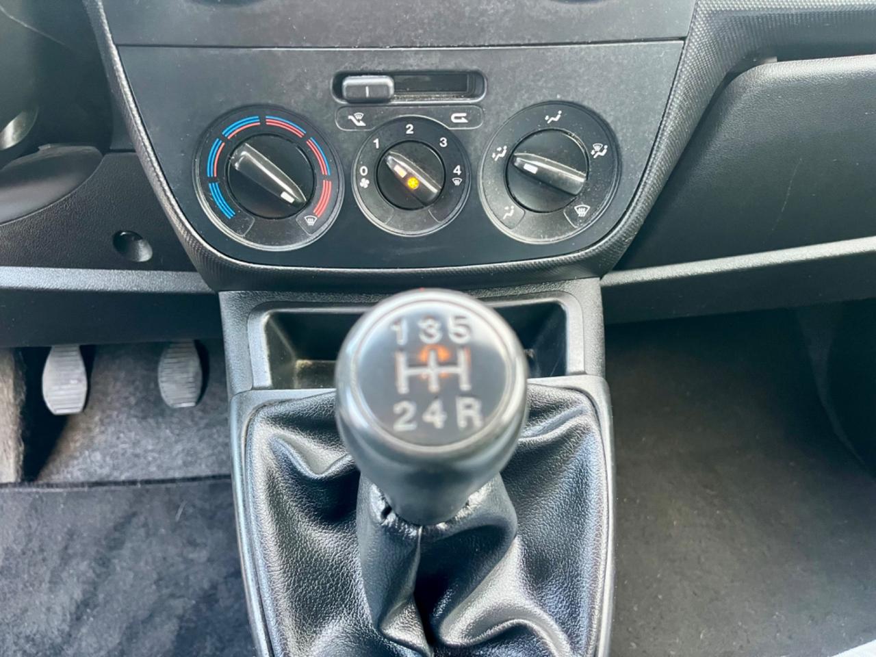 Peugeot Bipper 1.4benz 2010 156.000km 5posti