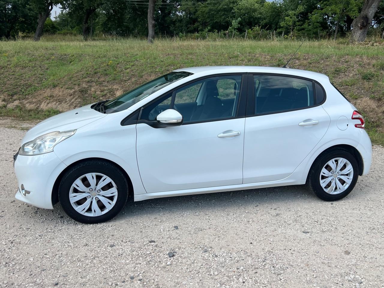 Peugeot 208 PureTech 82 5 porte Active