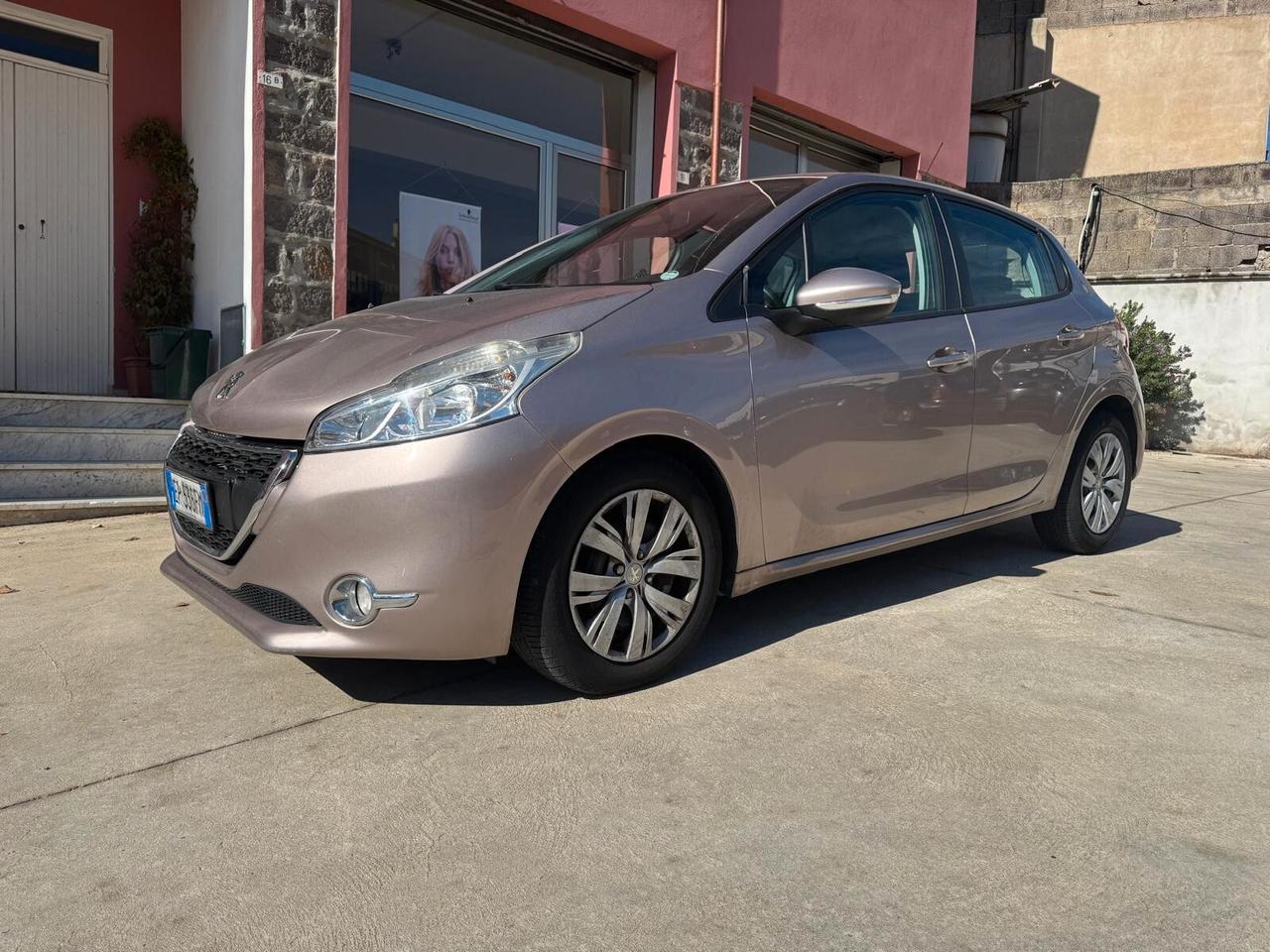 Peugeot 208 1.2 VTi 82 CV 5 porte Active