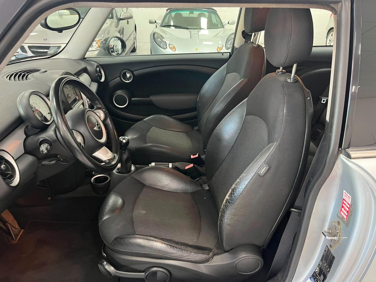 MINI Cooper R56 1.6 120cv