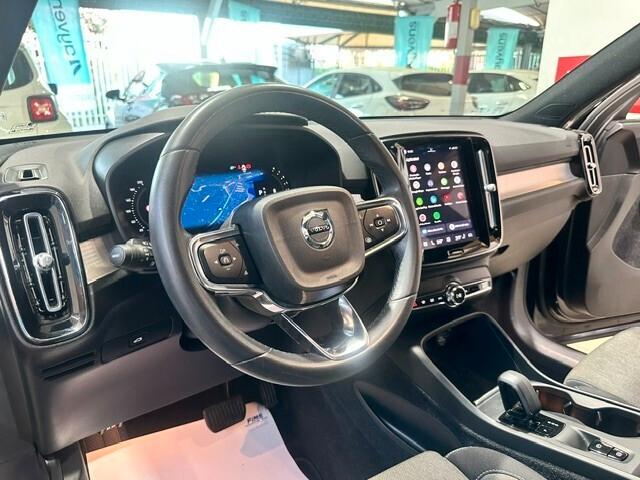 Volvo XC40 B3 automatico Core