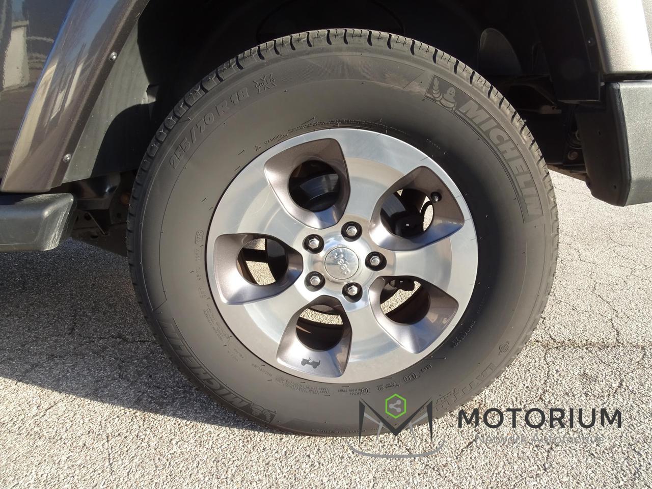 Jeep Wrangler 2.8 CRD DPF Sahara 4x4 automatic