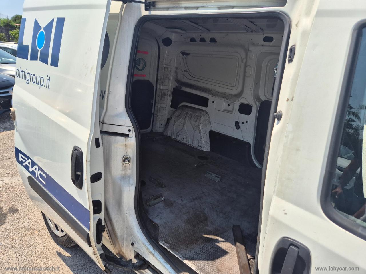 Doblò 1.3 MJT PL-TN Cargo Maxi Lam. SX