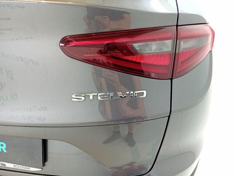 Alfa Romeo Stelvio 2.2 Turbodiesel 190 CV AT8 RWD Super