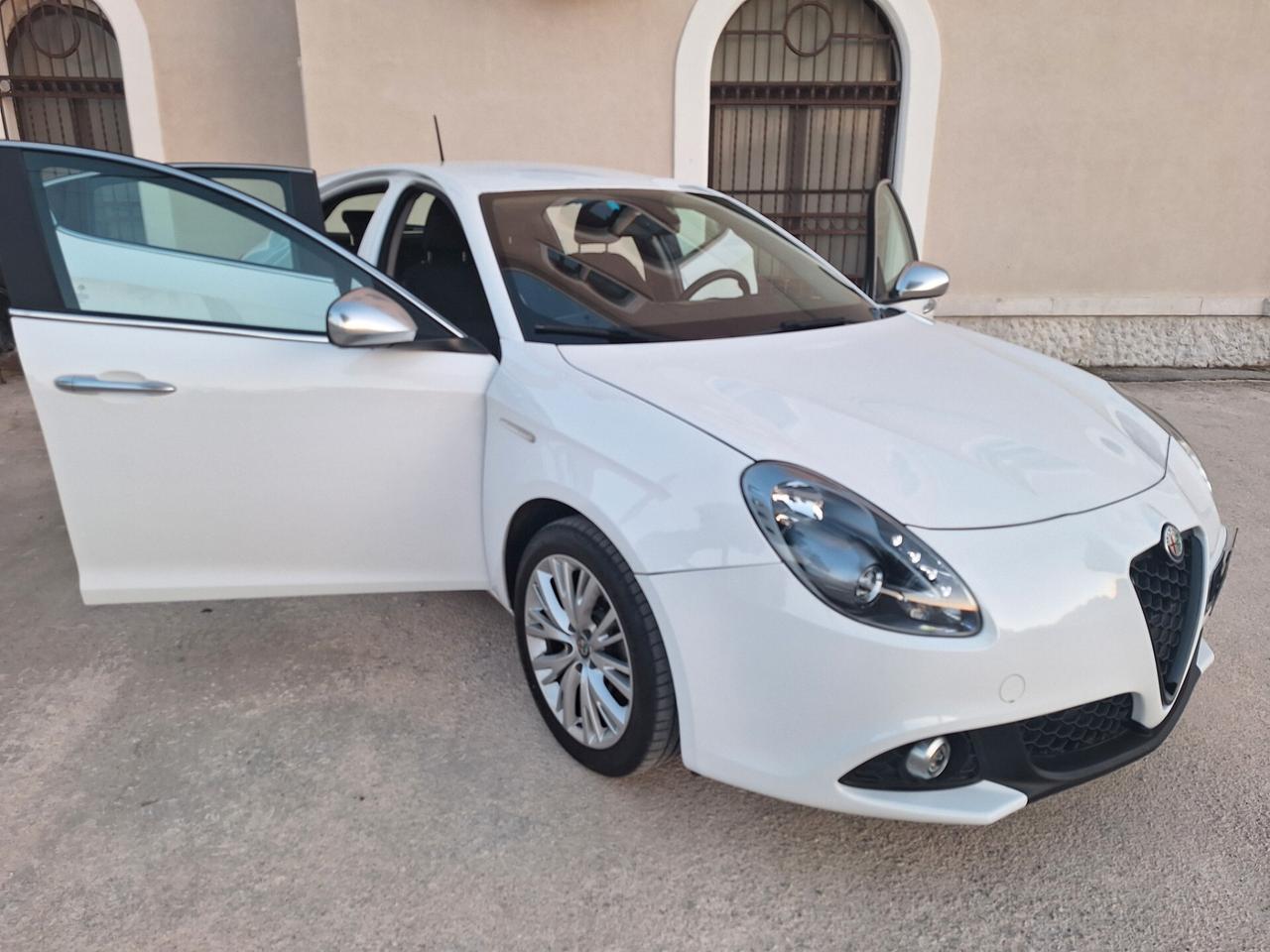 Alfa Romeo Giulietta 1.6 JTDm-2 120 CV Distinctive