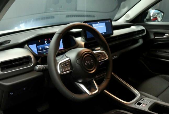 Jeep Avenger 1.2 Turbo 110 CV MHEV Altitude