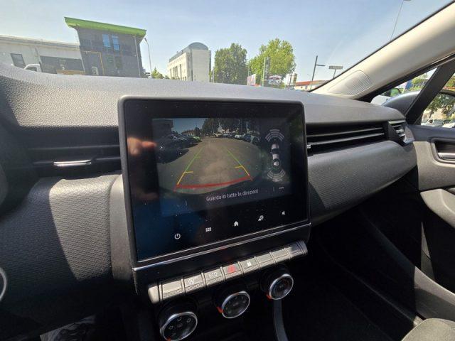 RENAULT Clio TCe 100 CV 5 porte NEOPATENTATI