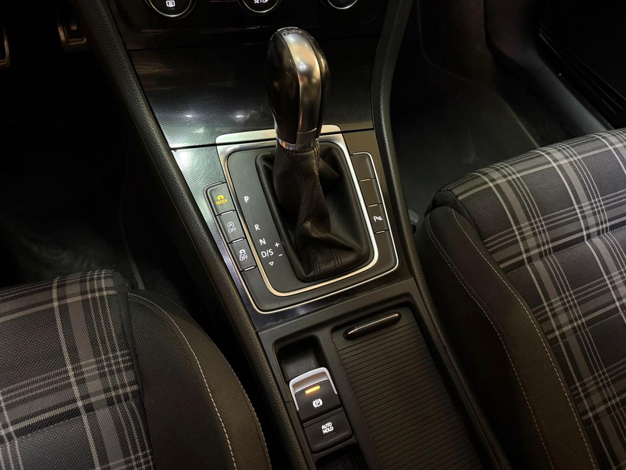 Volkswagen Golf 7 GTD DSG 2.0 Tdi 184Cv