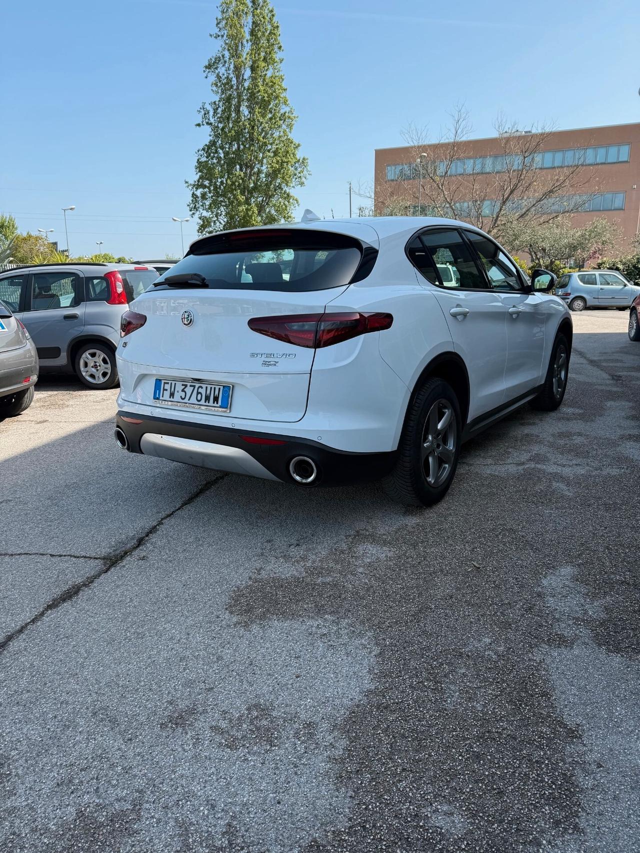 Alfa Romeo Stelvio 2.2 Turbodiesel 190 CV AT8 Q4 Executive