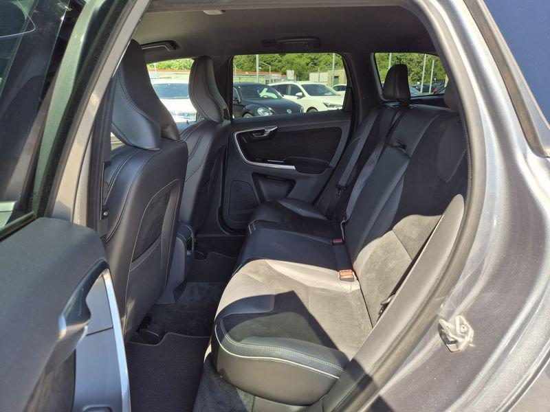 Volvo XC60 2.0 d4 R-design (r-design momentum) 190cv geartronic