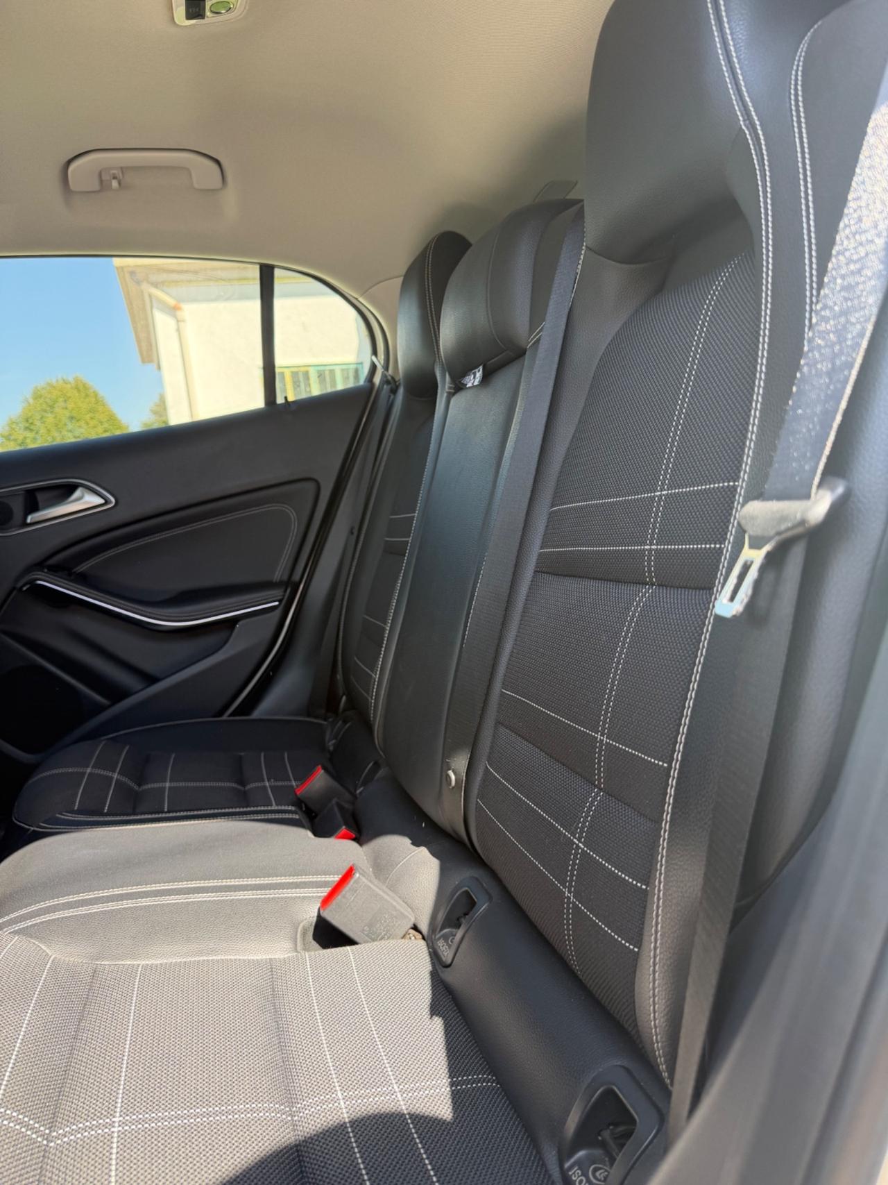 Mercedes-benz GLA 200 CDI Automatic Premium