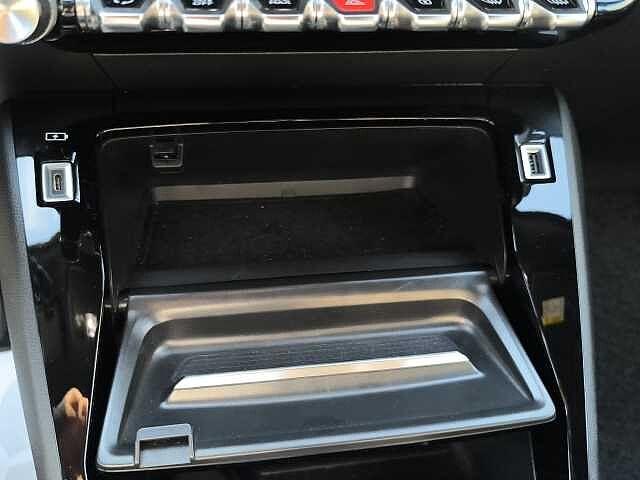 Peugeot 2008 PureTech 100 S&S Allure