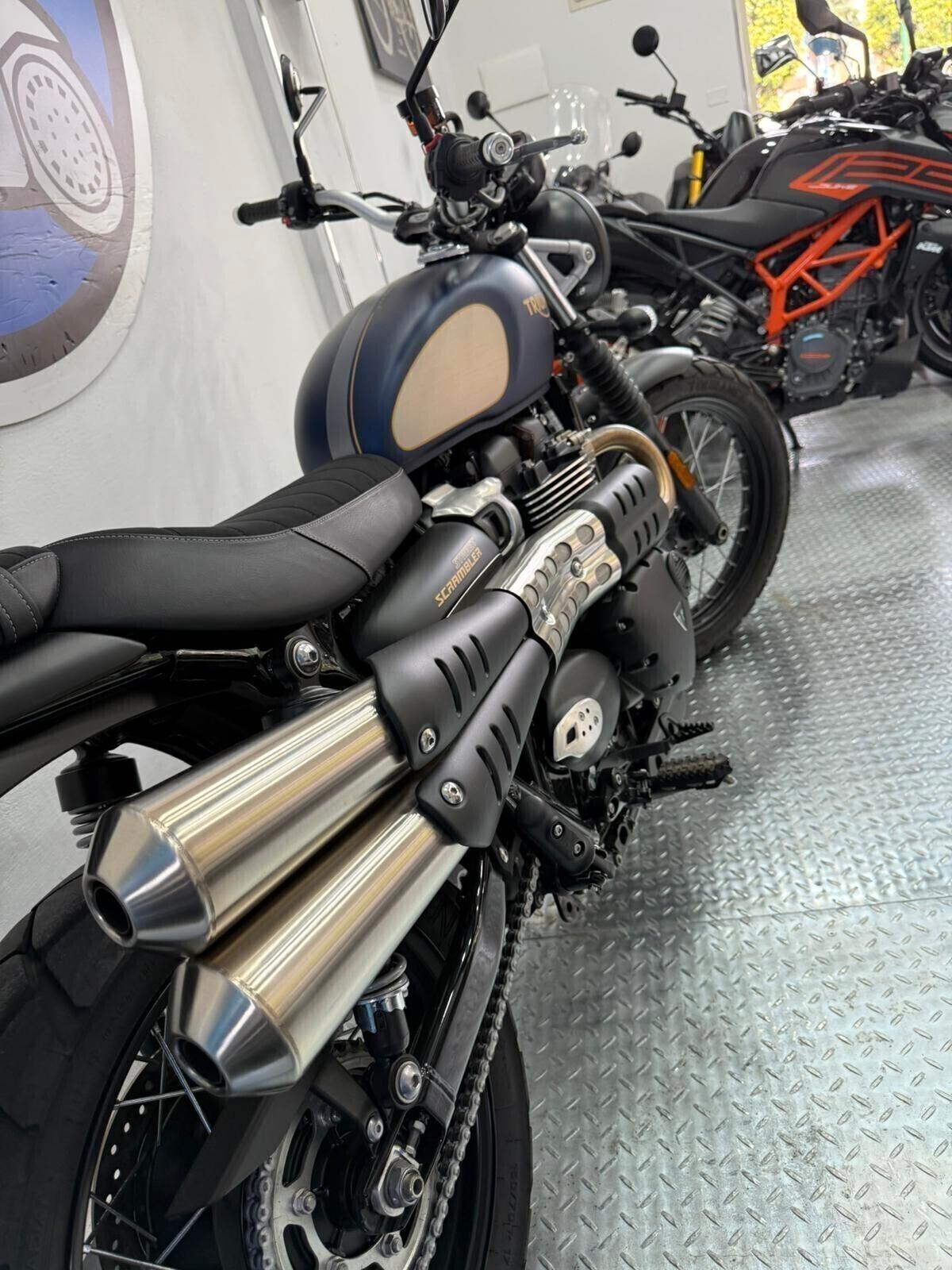 Triumph Scrambler 900