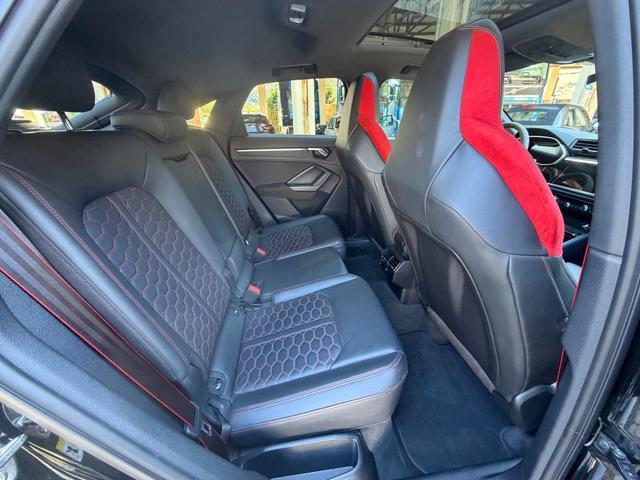 AUDI RS Q3 SPB quattro S tronic