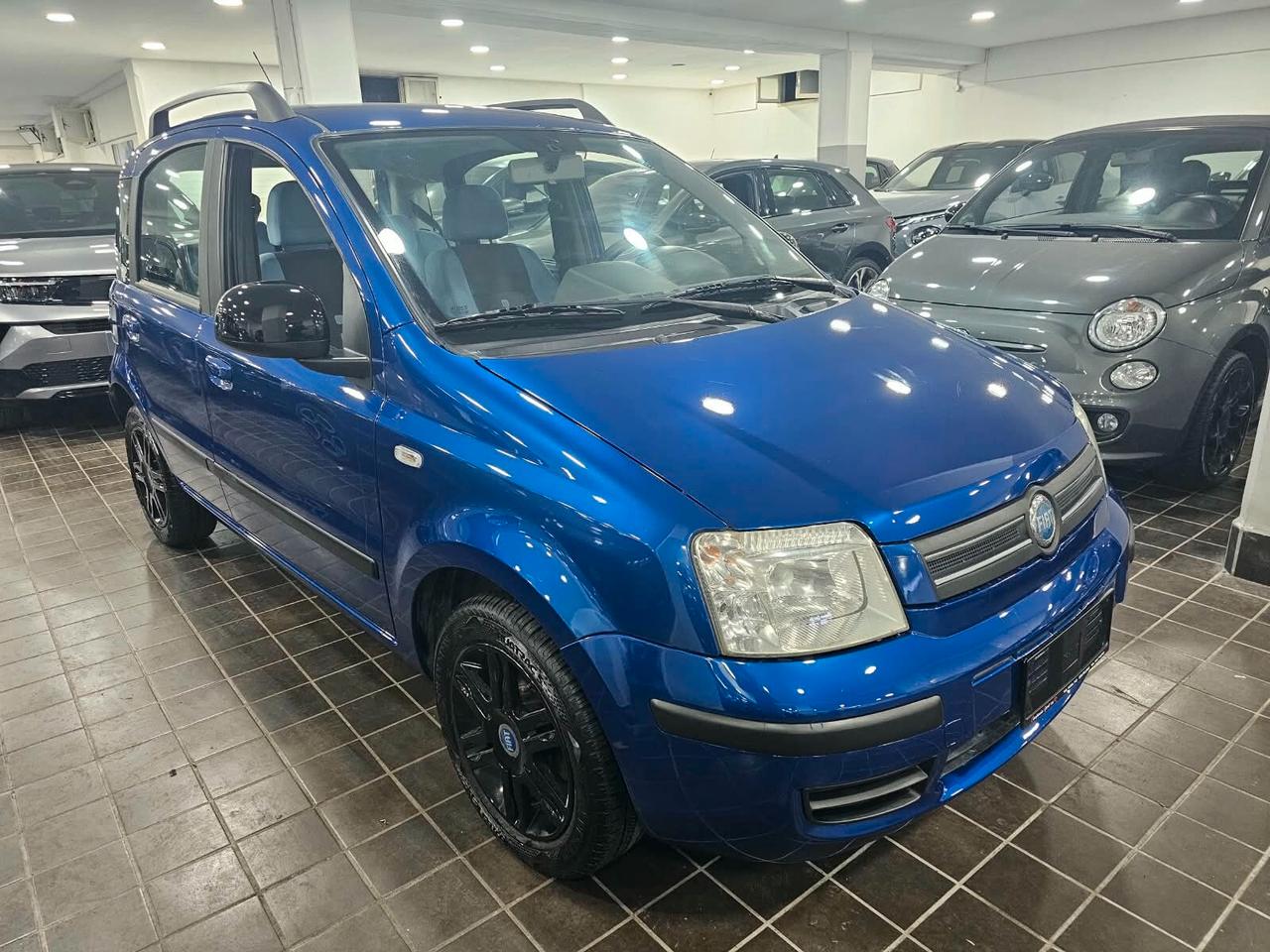 NUOVA FIAT PANDA EMOTION PLUS 1.2 BENZ 60CV - AUTO COME NUOVA.