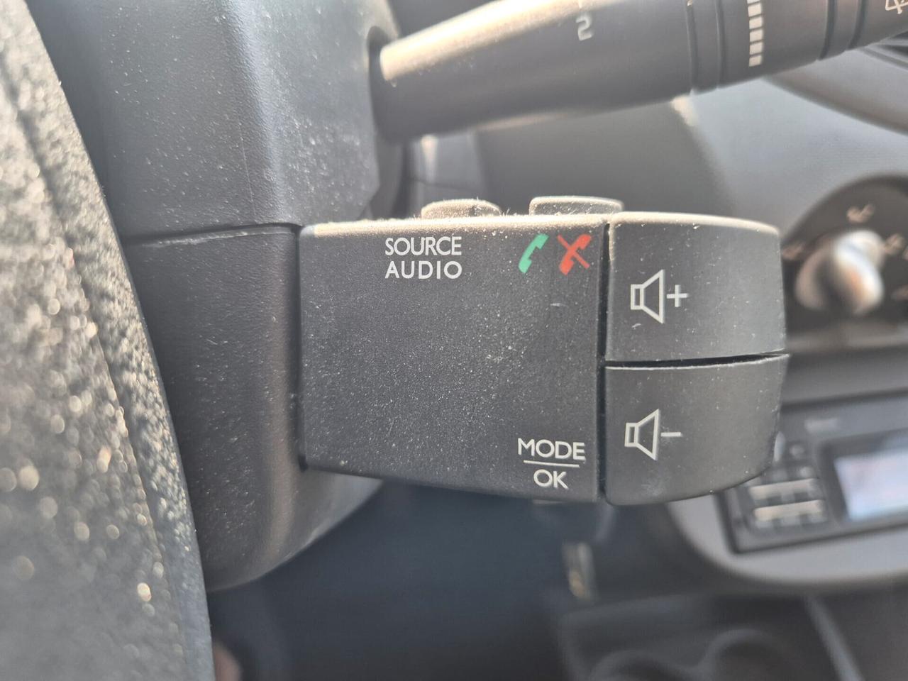 Renault Twingo 1.2 16V Live