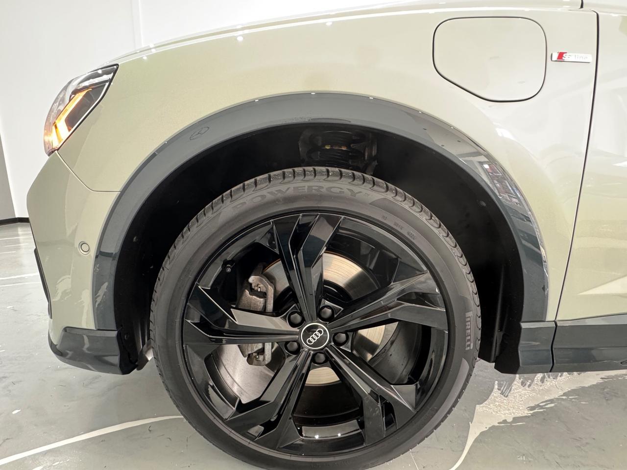 Audi Q3 45 TFSI e S tronic line edition Full