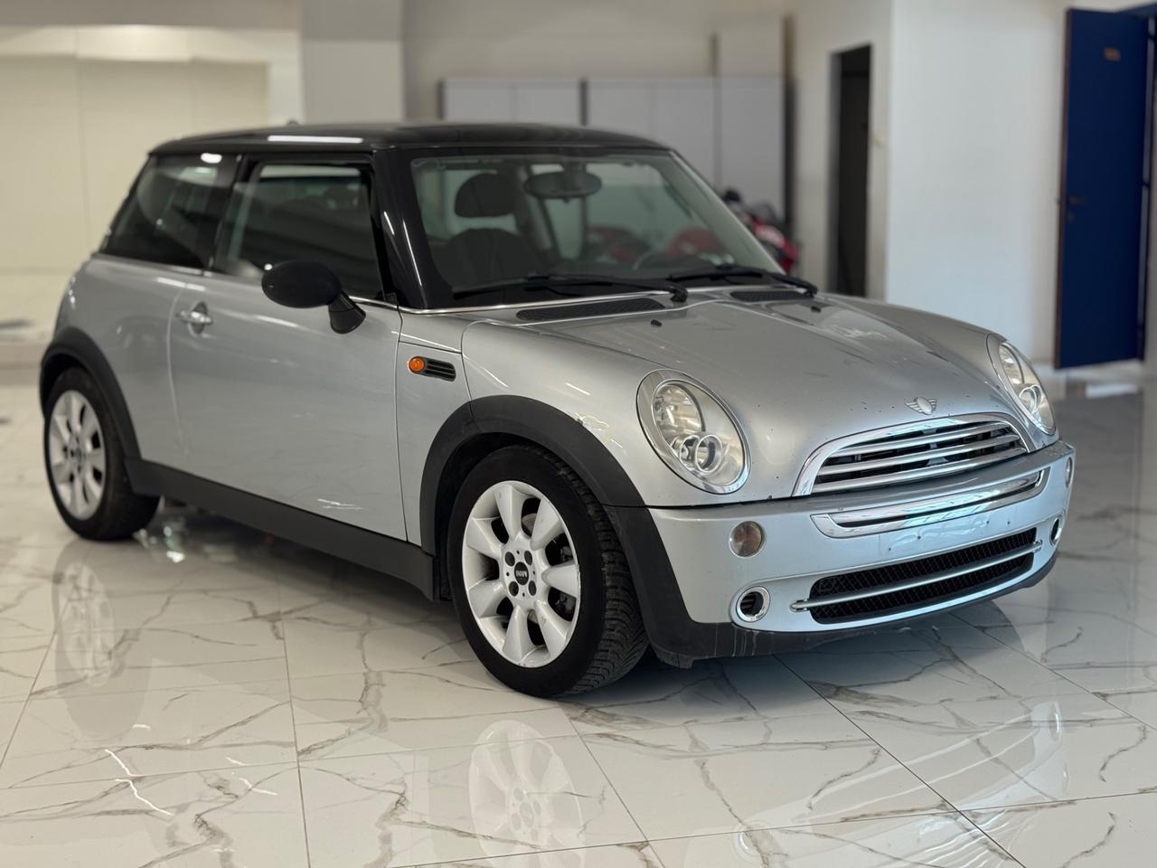 Mini Cooper 1.6 Park Lane Automatica