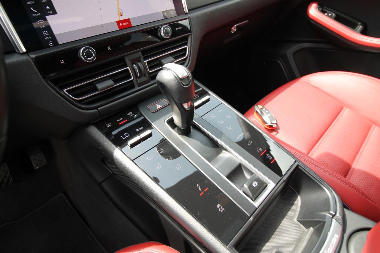 Porsche Macan 2.0 T 265cv PDK | Tetto-21"-Chrono-360°|2023