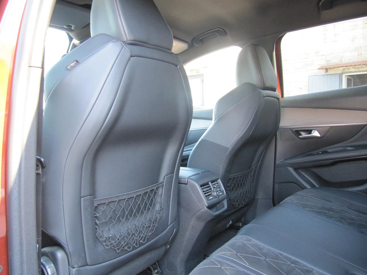 Peugeot 3008 BlueHDi 180 S&S EAT6 GT - automatico