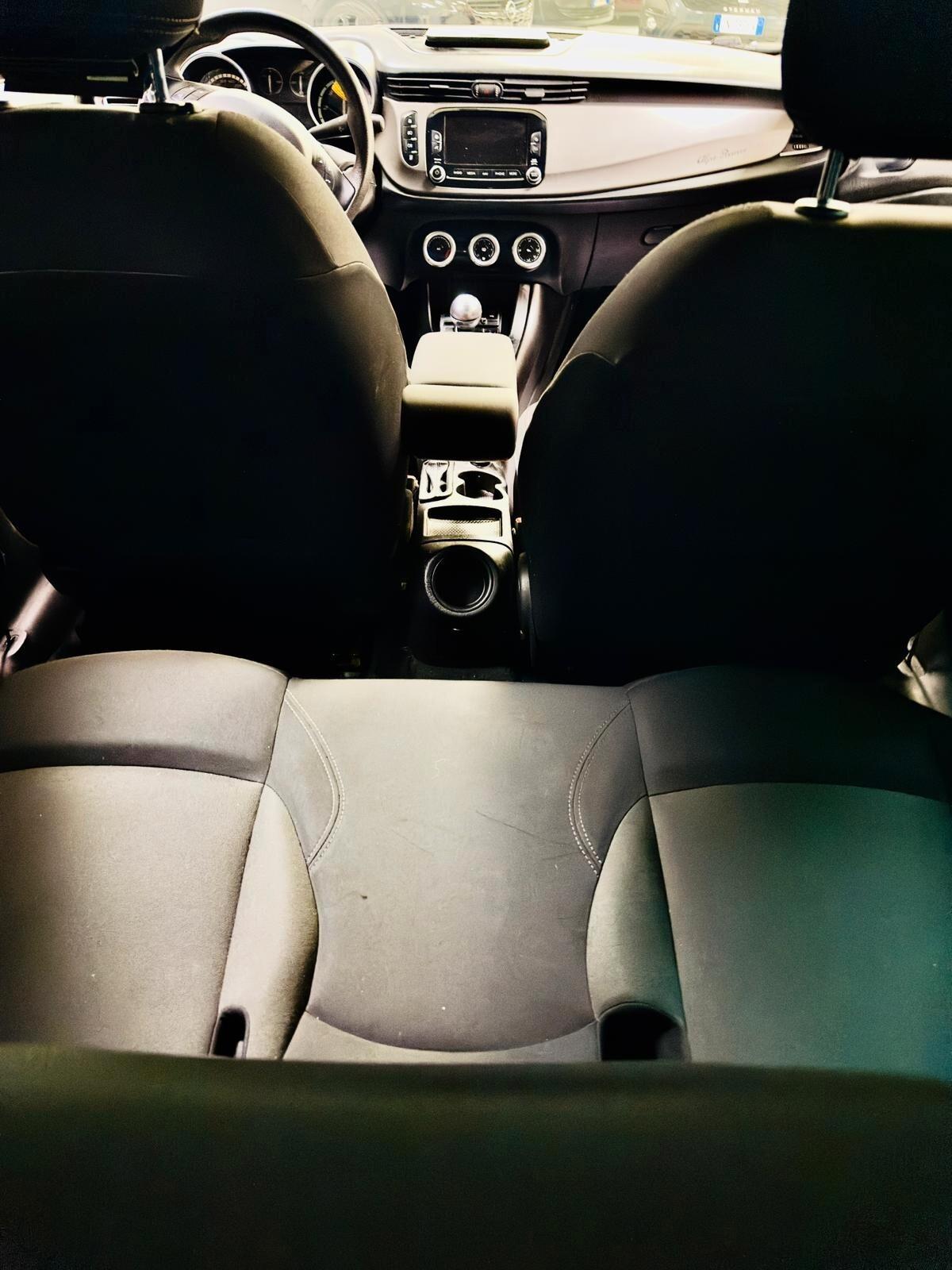 Alfa Romeo Giulietta 1.6 JTDm-2 105CV Distinctive