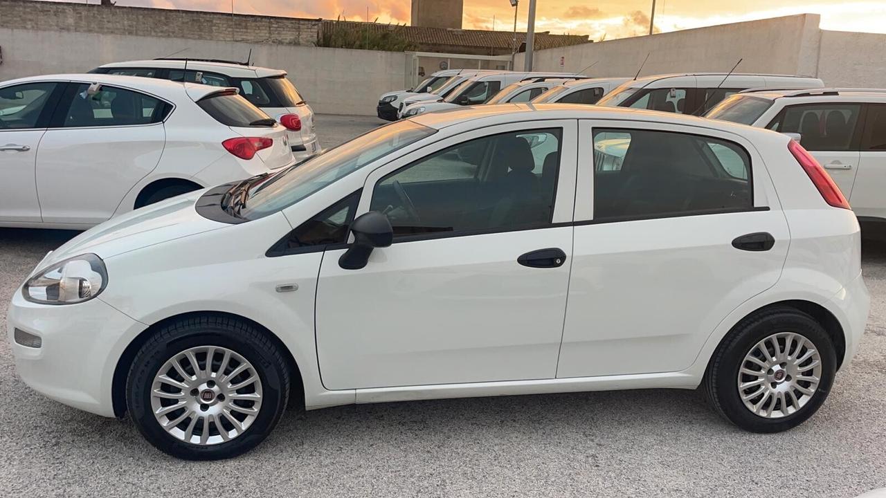 Fiat Punto 1.3 MJT 95 CV Street 2018