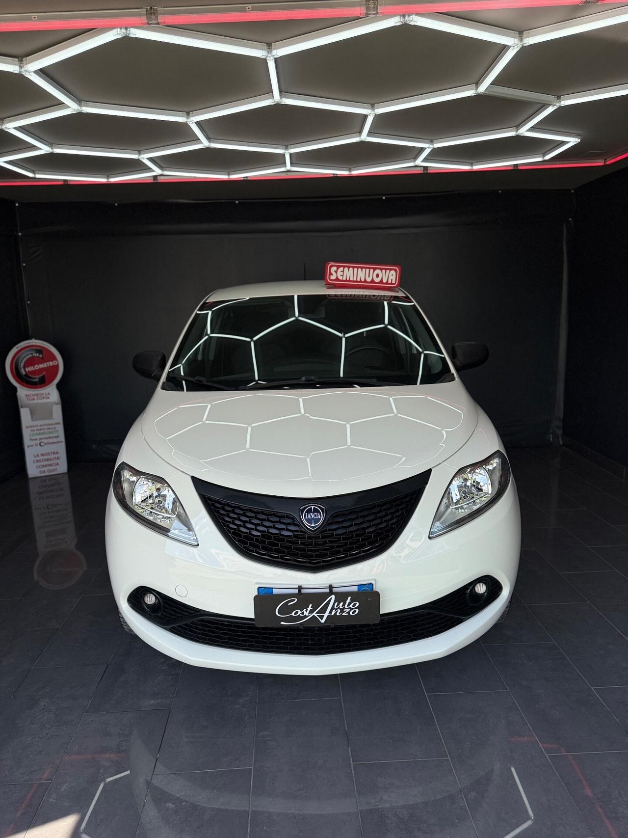 Lancia Ypsilon 0.9 TwinAir Gold 12/2020
