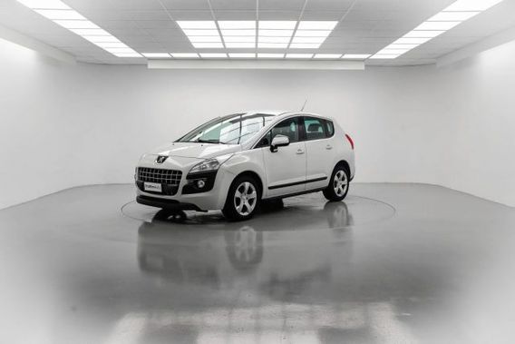 PEUGEOT 3008 1.6 e-HDi 112CV cambio robotizzato S.S. Business