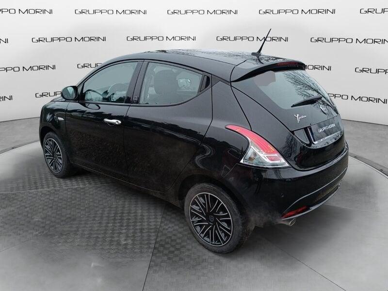 Lancia Ypsilon Ypsilon 1.0 FireFly 5 porte S&S Hybrid Ecochic Silver