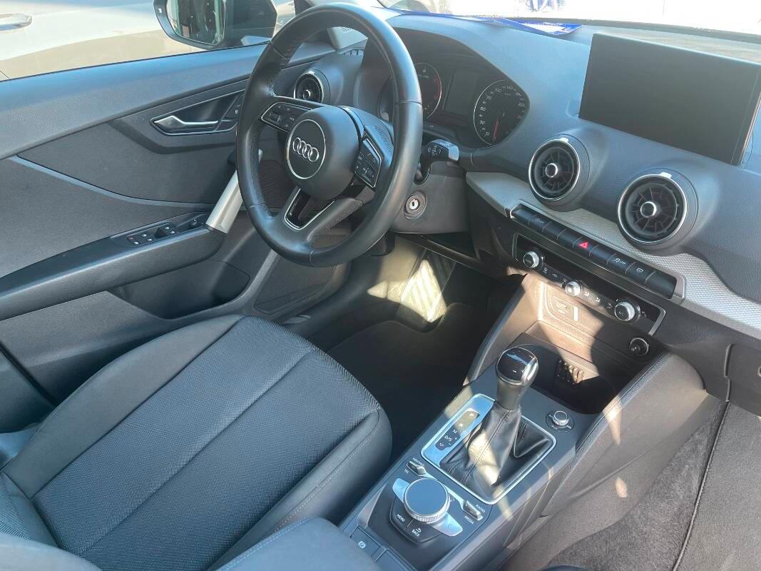 Audi Q2 30 2.0 tdi Business s-tronic LED PDC