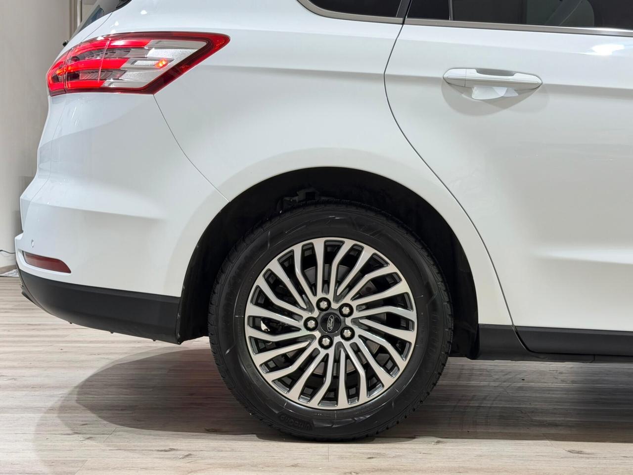 FORD S-MAX 2.0 150cv BUSINESS 115.000km 2019
