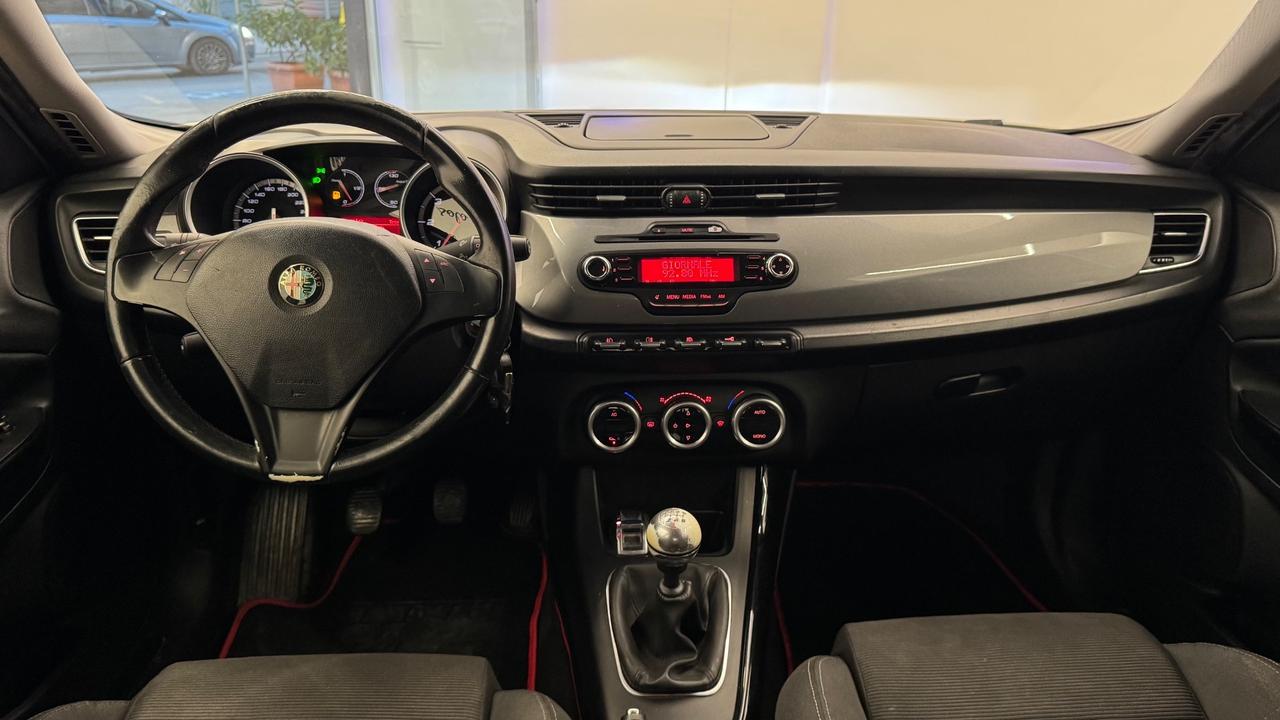 Alfa Romeo Giulietta 1.6 JTDm-2 105 CV Distinctive-2012