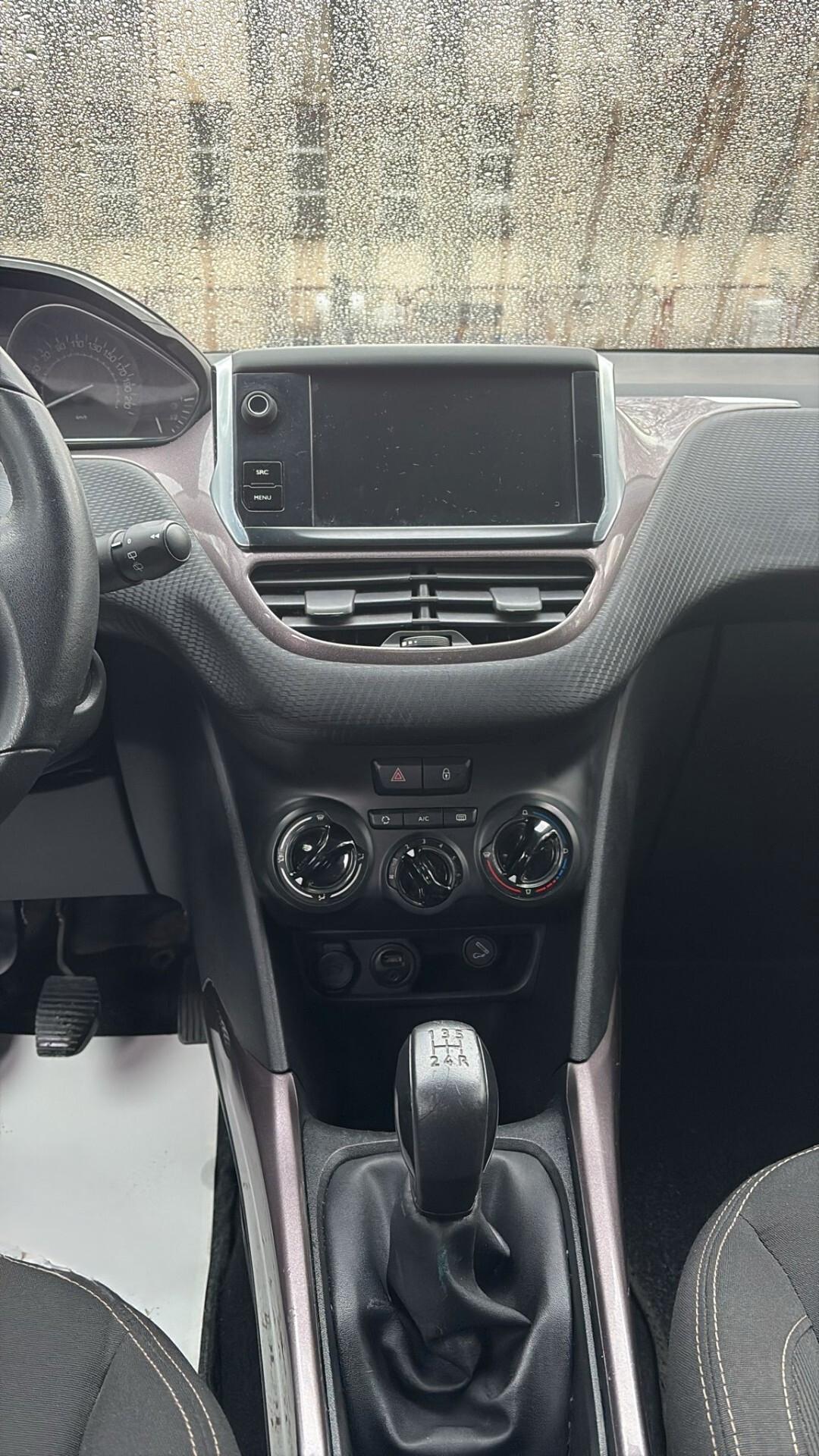 Peugeot 2008 NEOPATENTATI / METANO