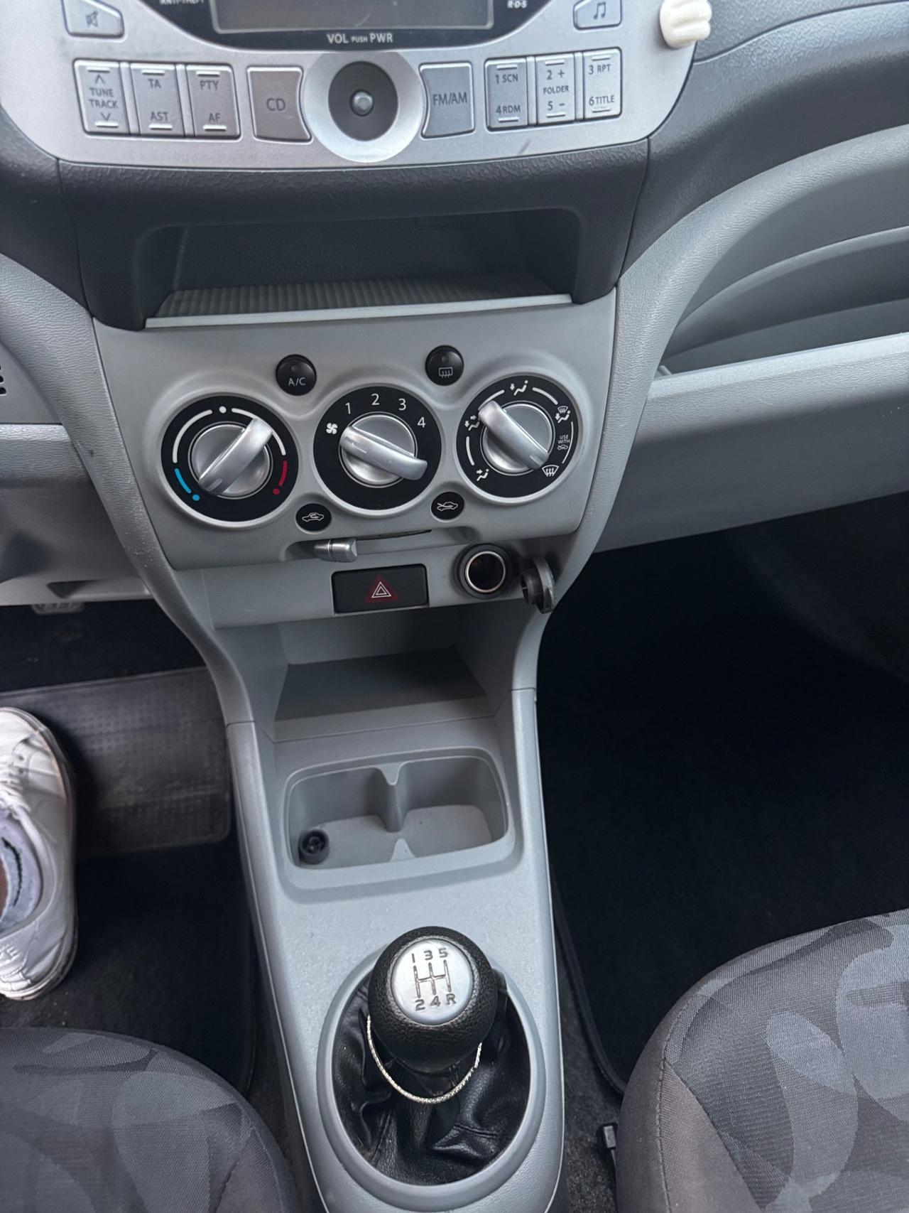 Suzuki Alto 1.0 con 77000km neopatentati