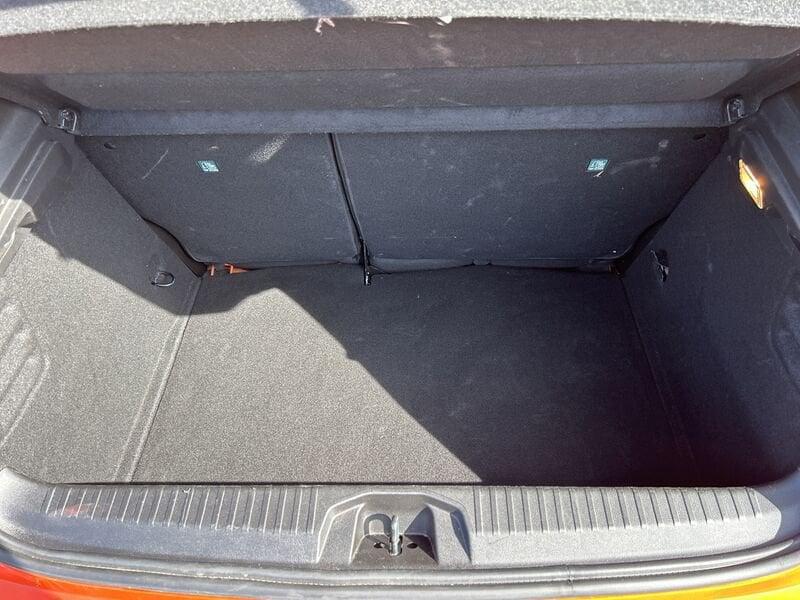 Renault Clio V 2019 1.0 tce Intens Gpl 100cv my21