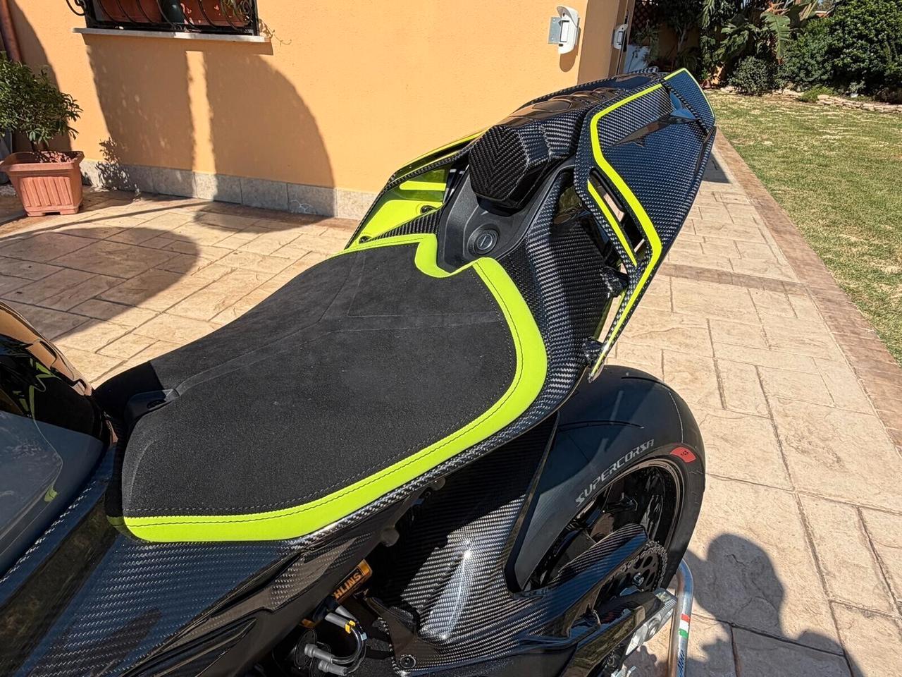 Ducati Panigale V4 Lamborghini 1 OF 630