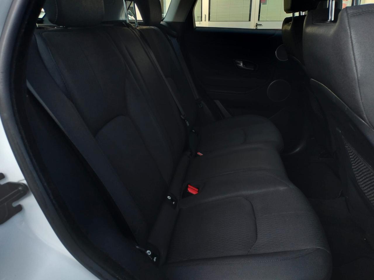 Land Rover Range Evoque 2.0 TD4 150 CV 5p. SE