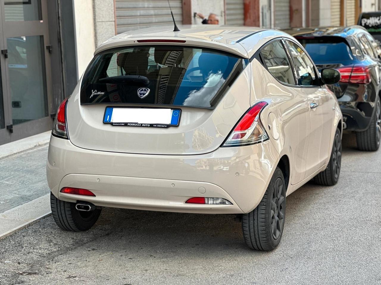 Lancia Ypsilon 1.2 69CV 5 porte Gold