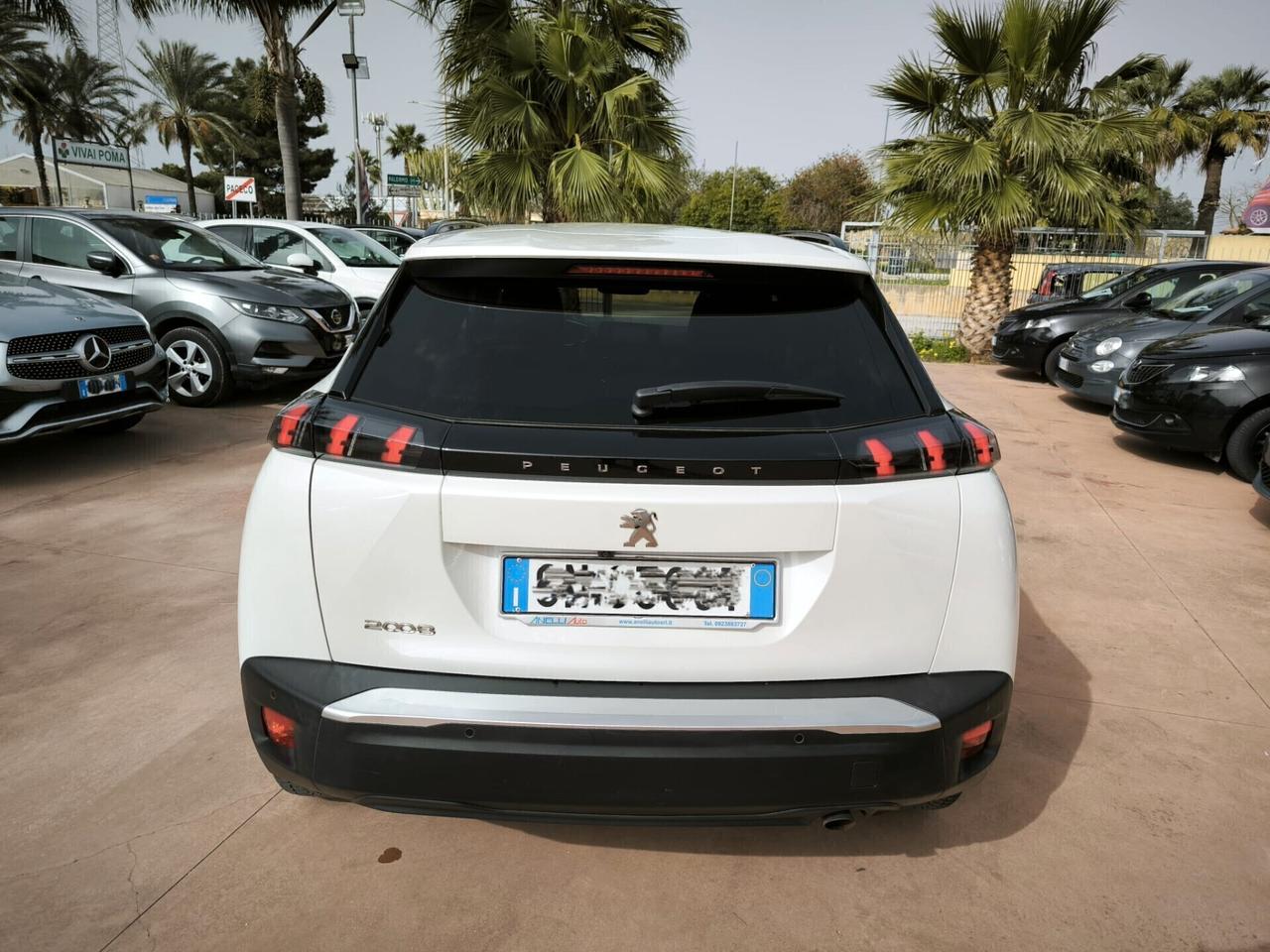 Peugeot 2008 PureTech 100 S&S Allure Pack