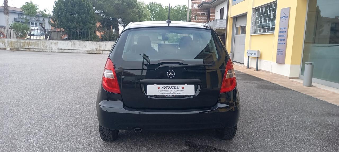 Mercedes-Benz Classe A 160 Benzina cc. 1.5 CV. 95 Cambio Manuale 5 Porte 5 Posti SOLO 62.060 KM. Utilizzabile anche per i Neopatentati.