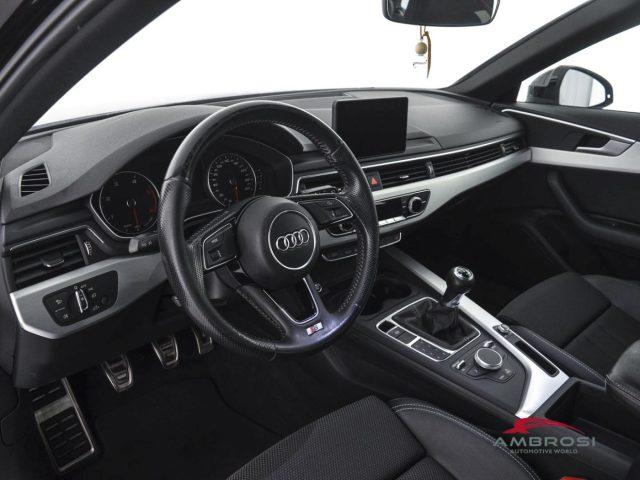 AUDI A4 2.0 TDI 150 CV Business Sport