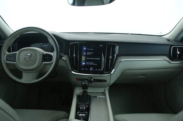 VOLVO V60 D4 Geartronic Inscription Full LED/Cerchi 19''