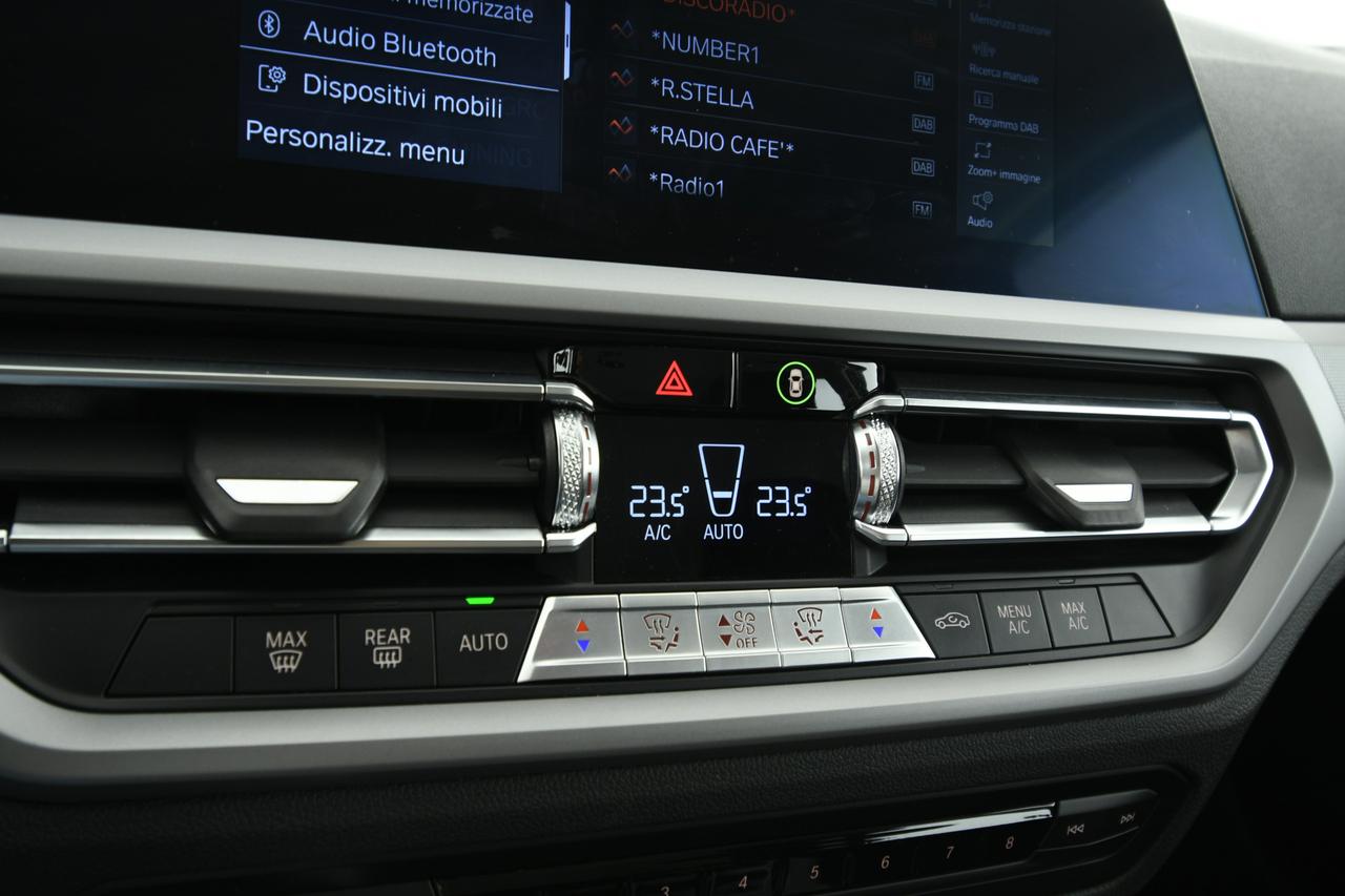 BMW 320d Touring mhev 48V xdrive Business Advantage auto APP CONNECT