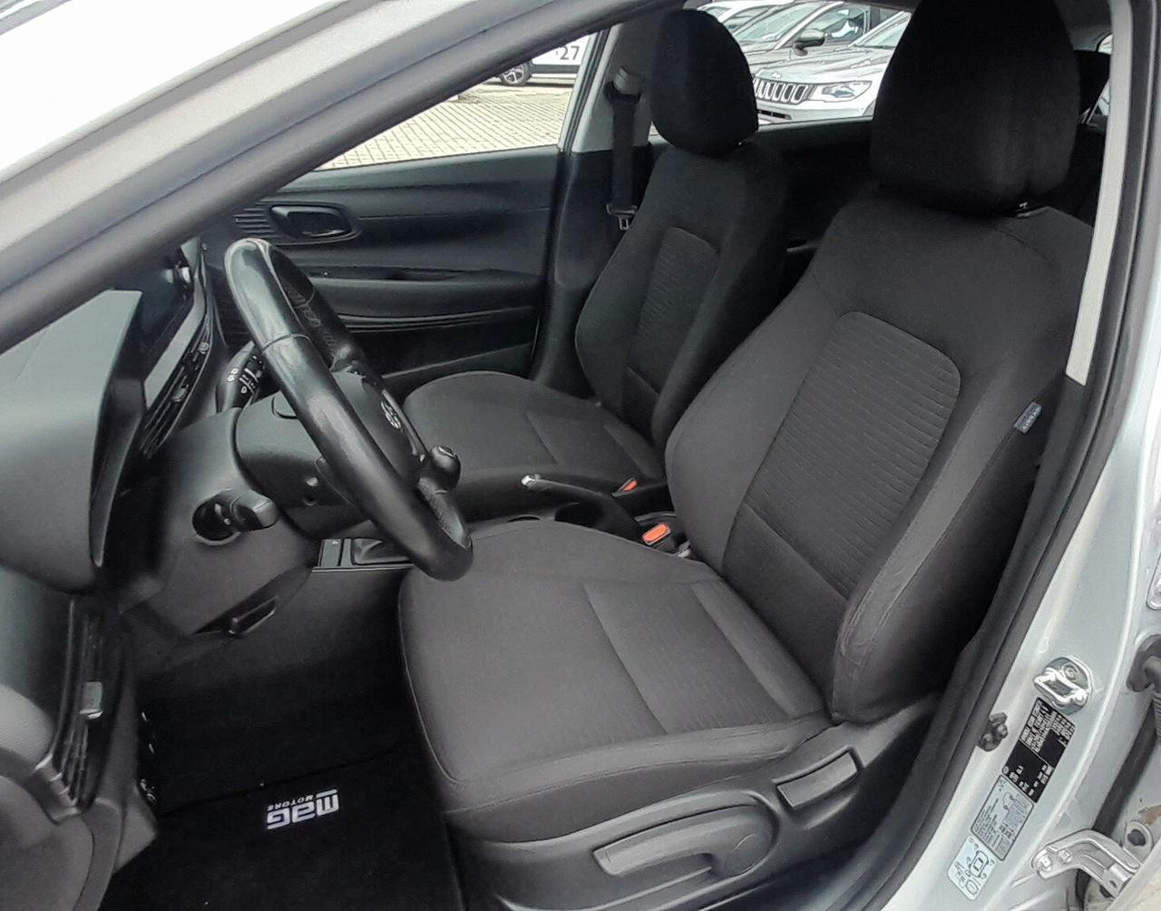 Hyundai i20 1.2 MPI MT Connectline