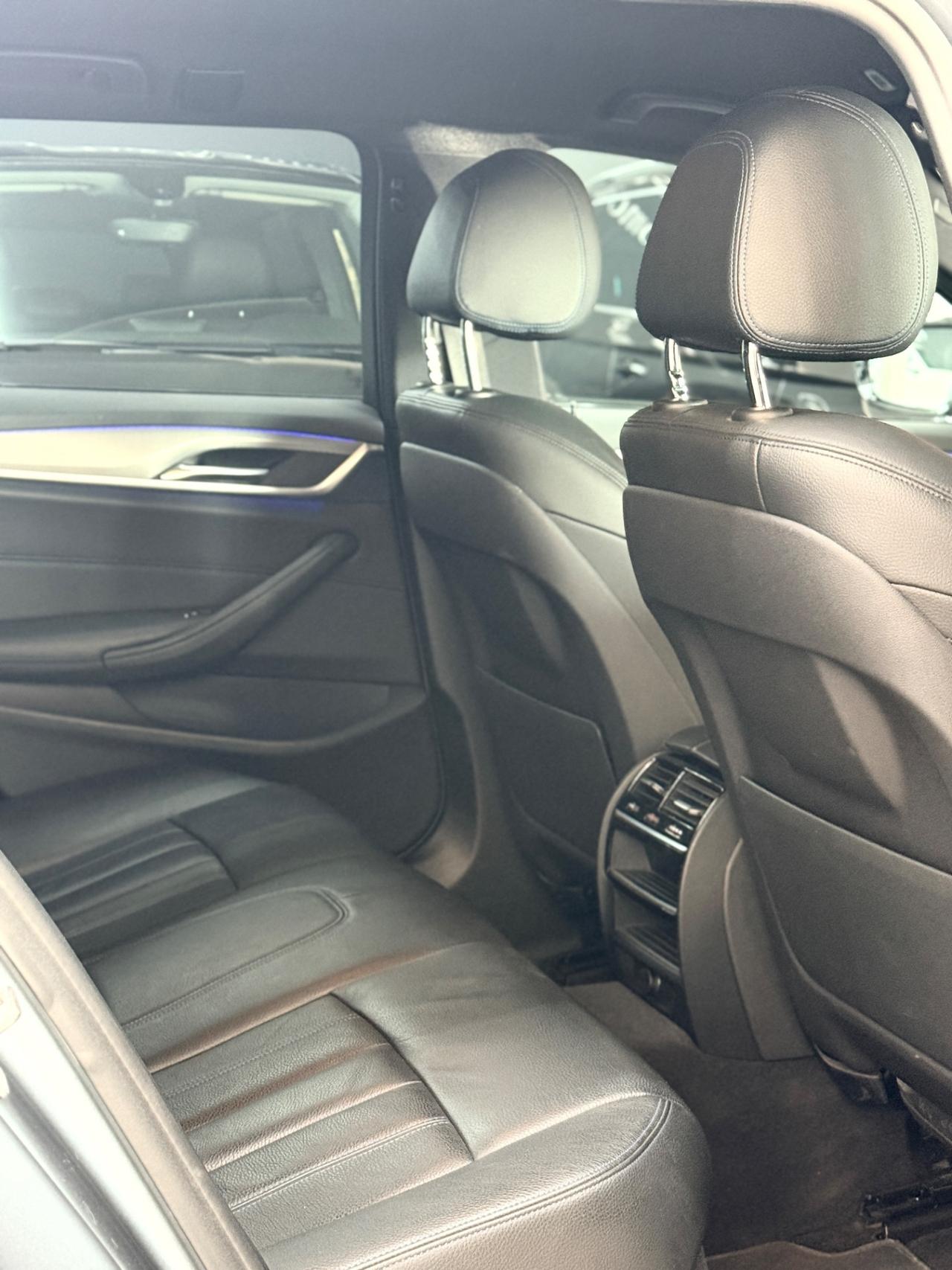 Bmw 520 520d xDrive Touring Msport