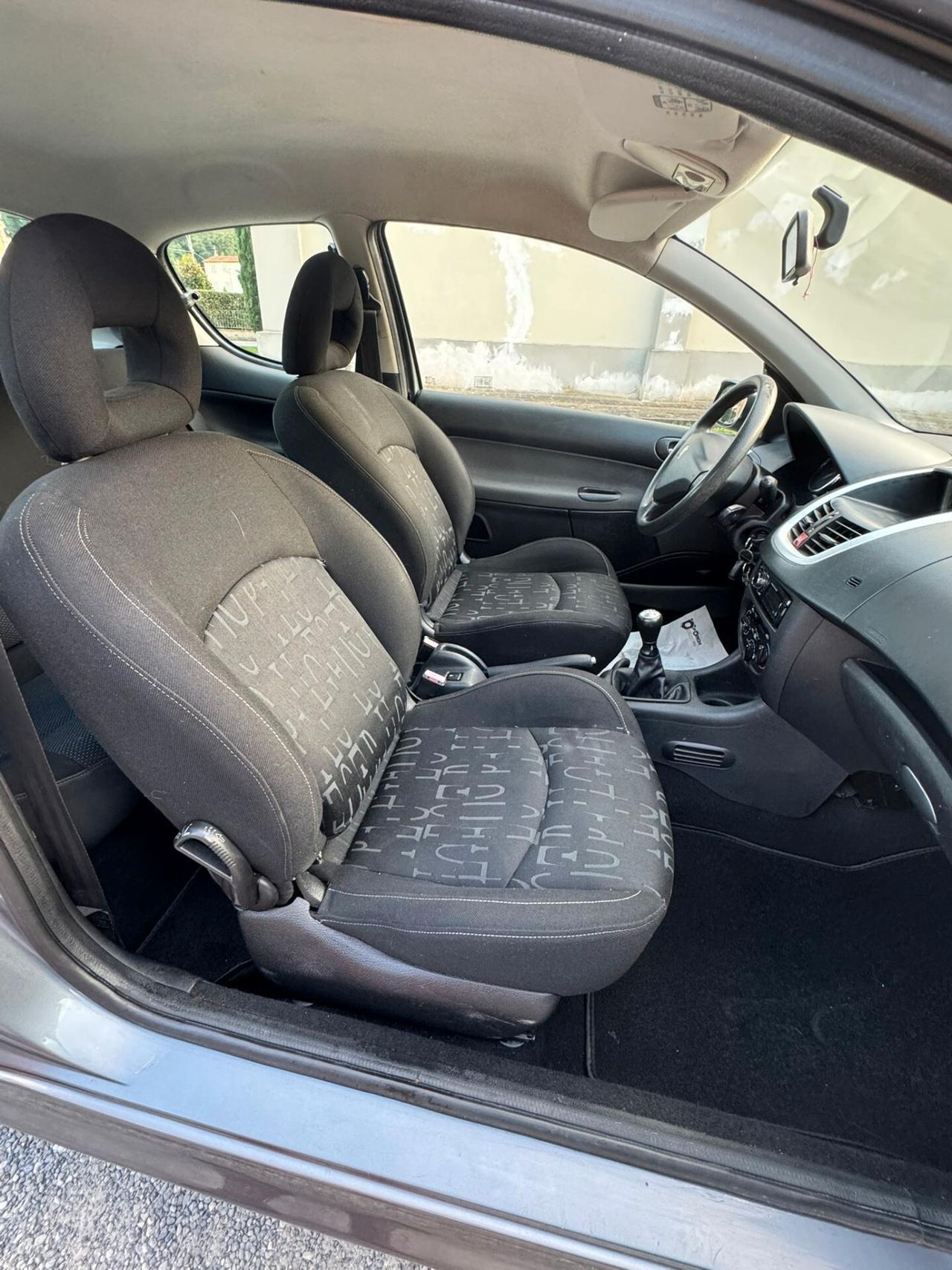 Peugeot 206 + 1.1 Gpl Tutti i Lavori fatti : Distribuzione, bracci ecc Garantita e Finanziabile