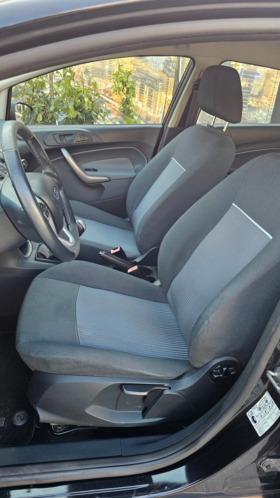 Ford Fiesta 1.4 TDCi 5p. Titanium
