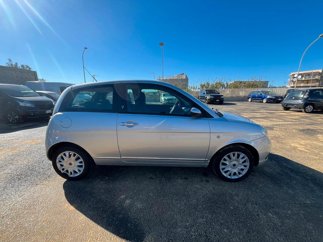 Lancia Ypsilon 1.2 Argento 60cv